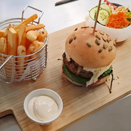 Des Postes 3* Houffalize