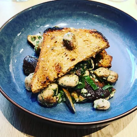 Des Postes 3* Houffalize