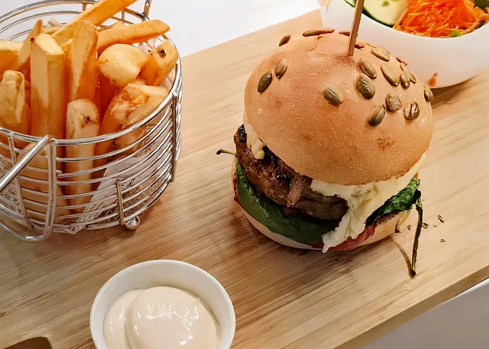 Des Postes 3* Houffalize